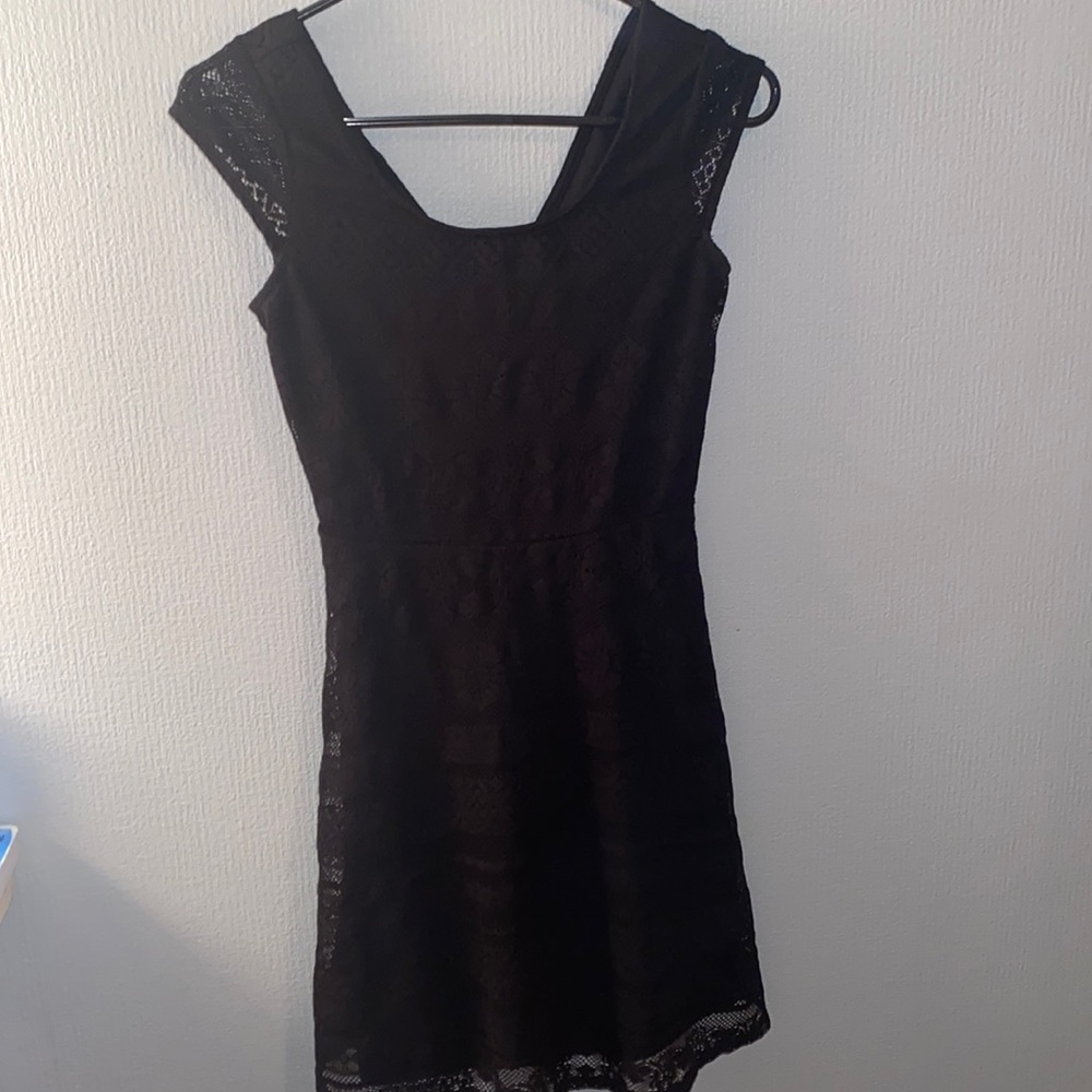Black lace dress